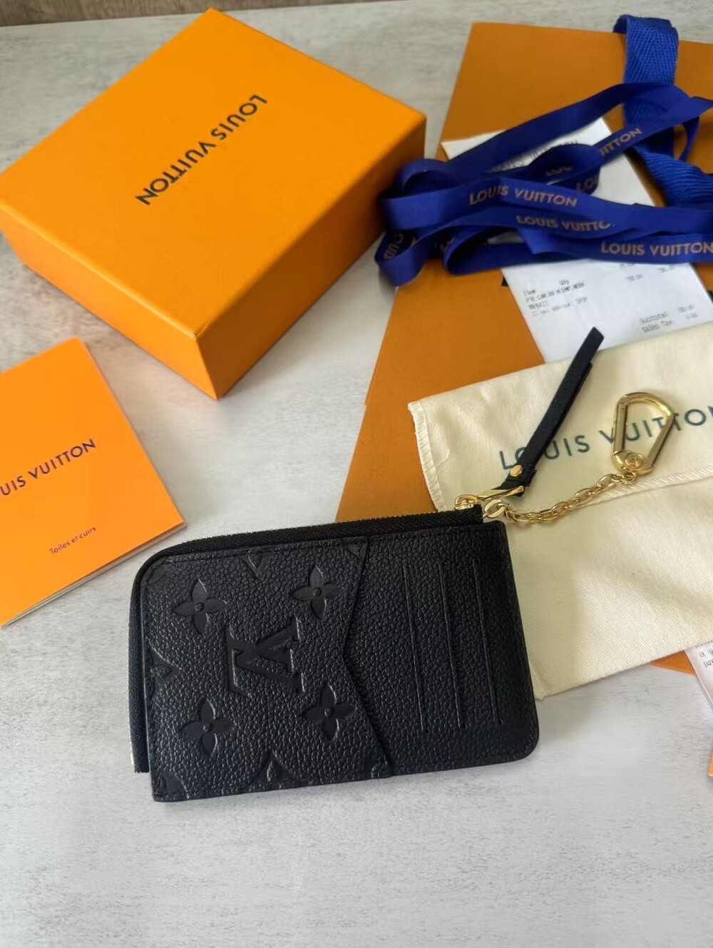 Men Accessories Subcategory Identification